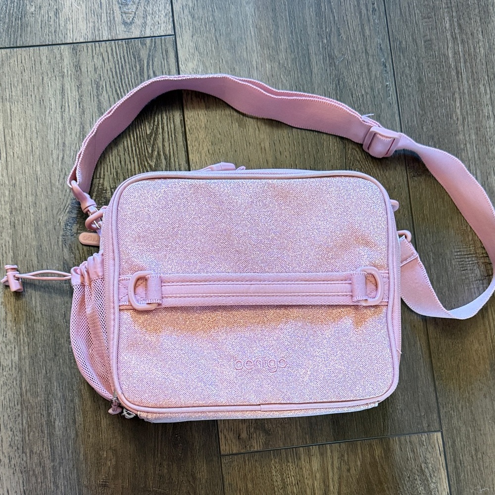 Bentgo Pink Glitter Lunch Bag with Optional Crossbody Adjustable Strap